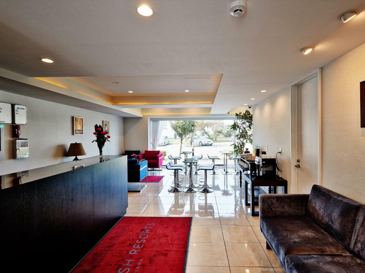 Beach Front Tower Mihama By Dsh Chatan Exterior photo